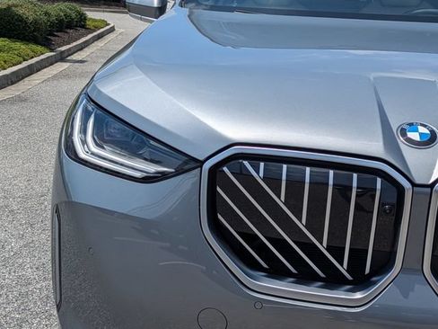 Used 2025 BMW X3 xDrive30i w/ Premium Package AWD/4WD image 10