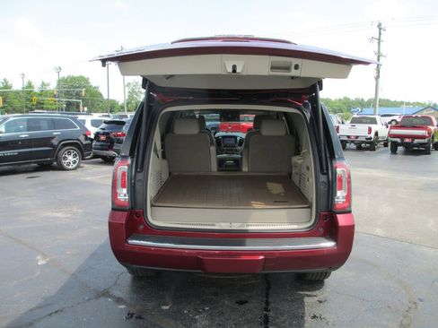 Used 2020 GMC Yukon Denali w/ Open Road Package AWD/4WD image 8