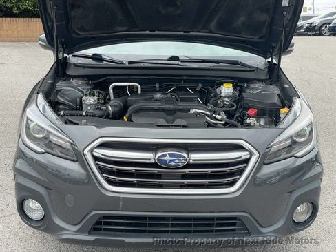 Used 2018 Subaru Outback 2.5i Limited AWD/4WD image 27