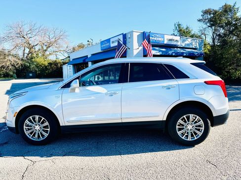 Used 2017 Cadillac XT5 Luxury image 24