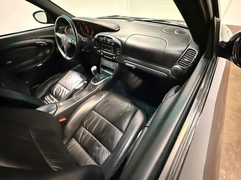 Used 2003 Porsche 911 Carrera 4 AWD/4WD image 58