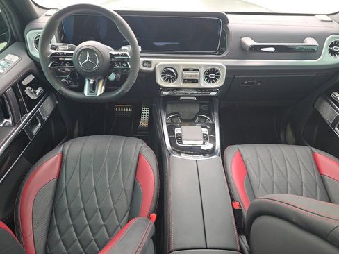 Used 2025 Mercedes-Benz G 63 AMG 4MATIC image 21