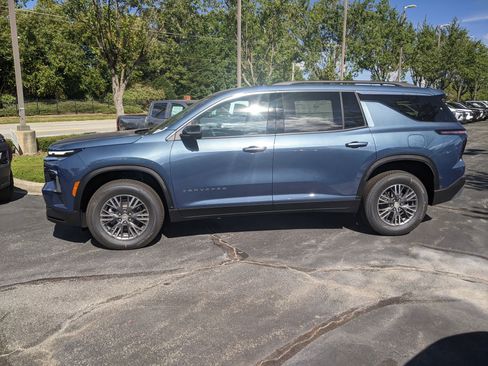 New 2026 Chevrolet Traverse LT w/ Driver Confidence Package image 5