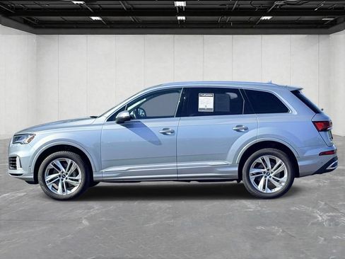 Used 2024 Audi Q7 3.0T Premium Plus AWD/4WD image 8