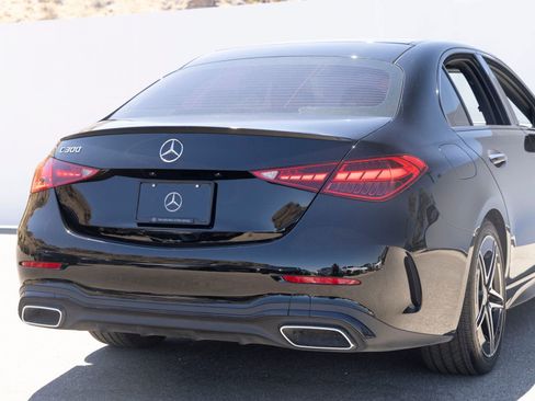 Used 2023 Mercedes-Benz C 300 Sedan image 11