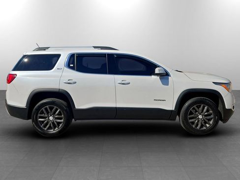 Used 2017 GMC Acadia SLT w/ LPO, Floor Liner Package AWD/4WD image 4