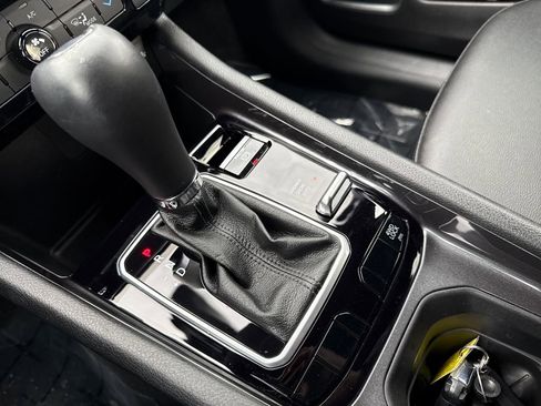 Used 2024 Jeep Compass Latitude w/ Convenience Group image 30