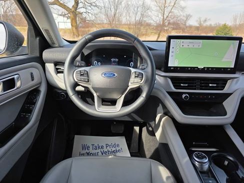Certified 2025 Ford Explorer Active w/ Active Comfort Package AWD/4WD image 26