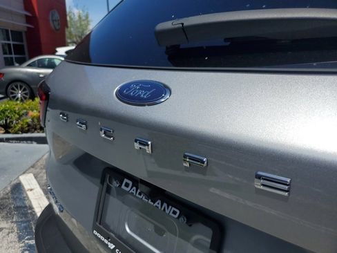 Used 2024 Ford Escape Active image 10