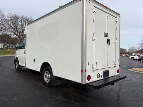 Used 2012 Chevrolet Express 3500 image 15