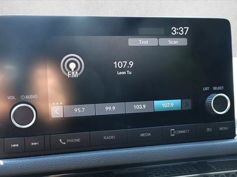 Used 2024 Honda Civic Sport image 17