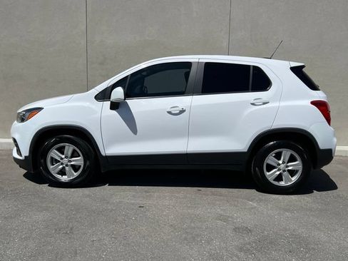 Used 2020 Chevrolet Trax LS w/ Tint and Cruise Package FWD image 6