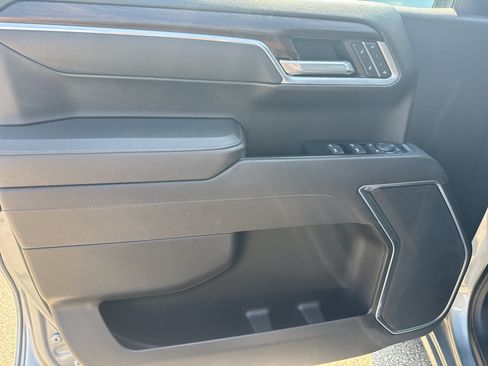 Certified 2025 GMC Sierra 1500 SLT AWD/4WD image 15