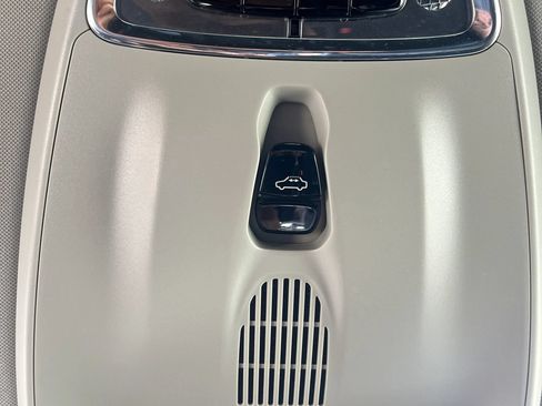 Used 2019 Volvo XC90 T6 Momentum w/ Advanced Package AWD/4WD image 23