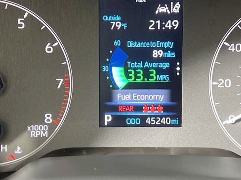 Used 2023 Toyota Corolla Cross L FWD image 21