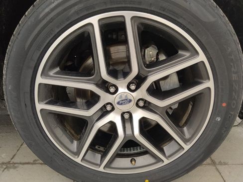 Used 2019 Ford Explorer Sport AWD/4WD image 31