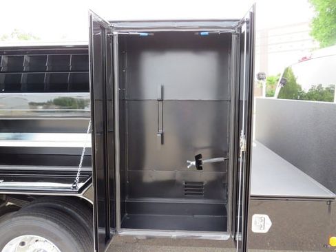 New 2023 RAM 5500 Tradesman w/ Chrome Appearance Group image 26