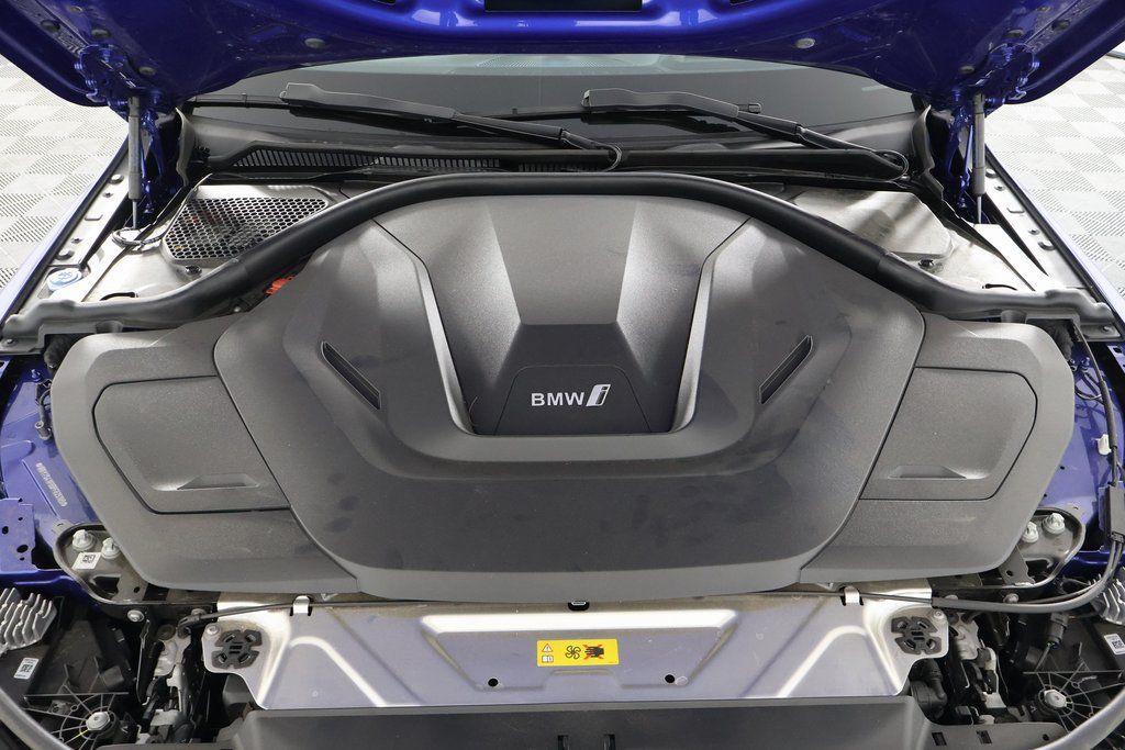 Used 2023 BMW i4 eDrive40 w/ M Sport Package RWD image 15
