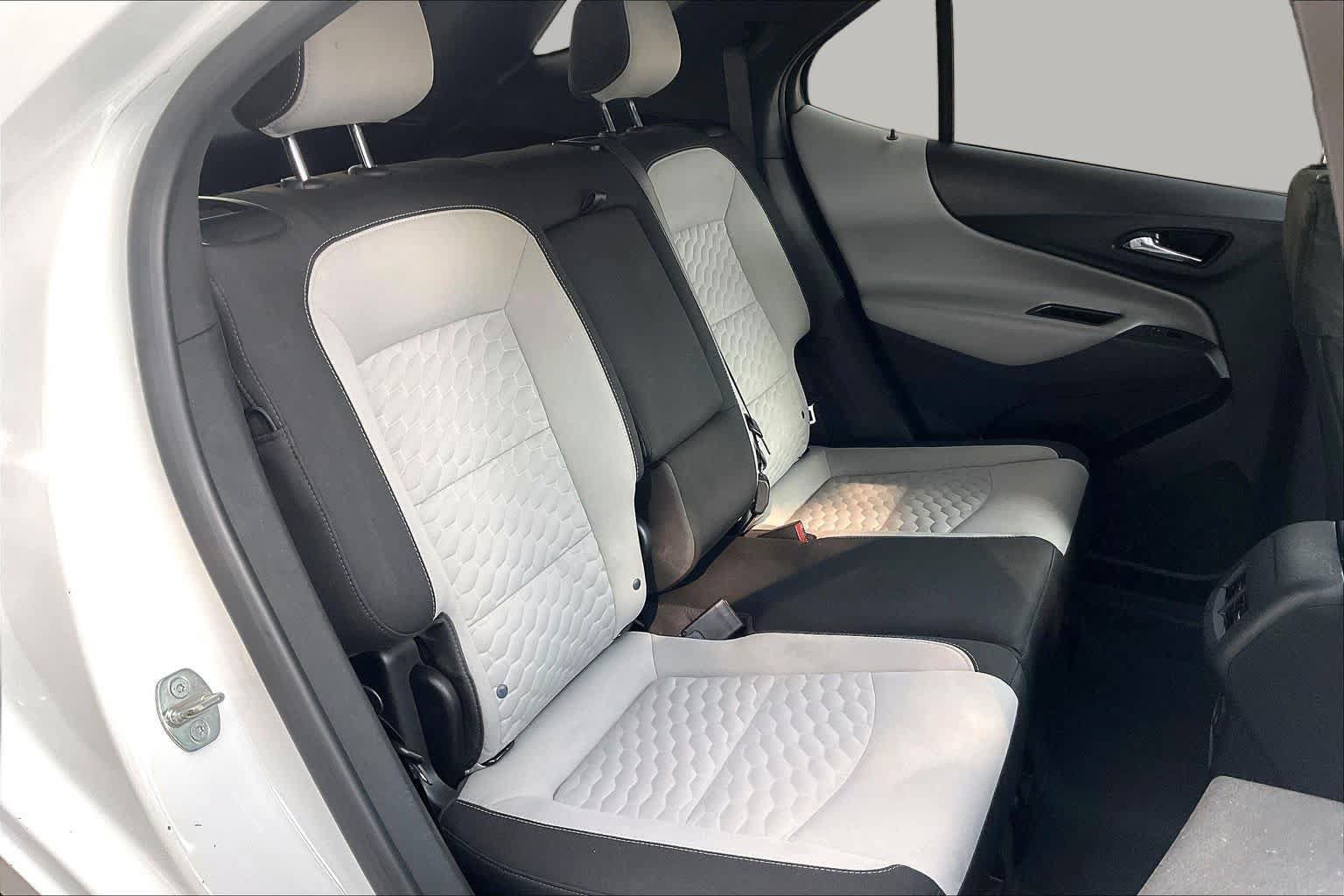 Used 2021 Chevrolet Equinox LS w/ LPO, Blackout Package FWD image 20