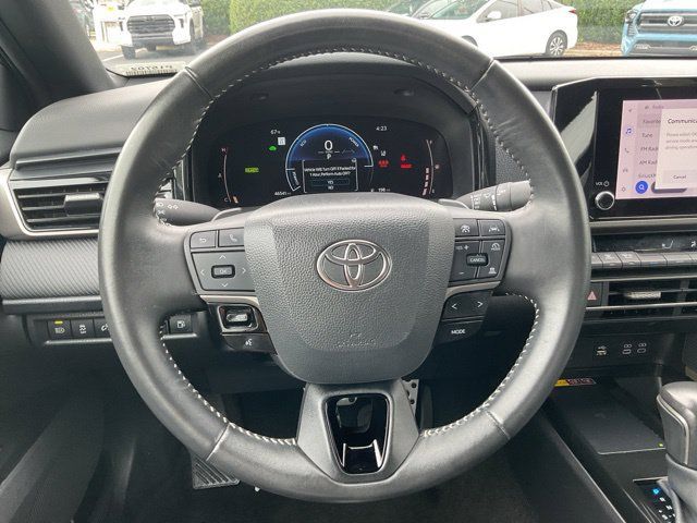Used 2025 Toyota Camry SE FWD image 20