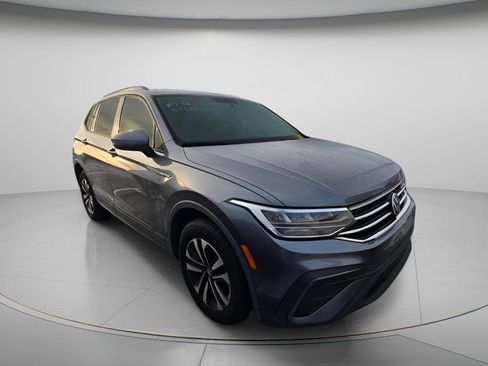 Used 2022 Volkswagen Tiguan S FWD image 3