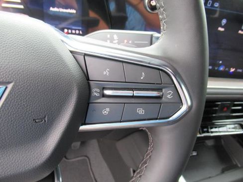 New 2025 Chevrolet Suburban High Country image 19