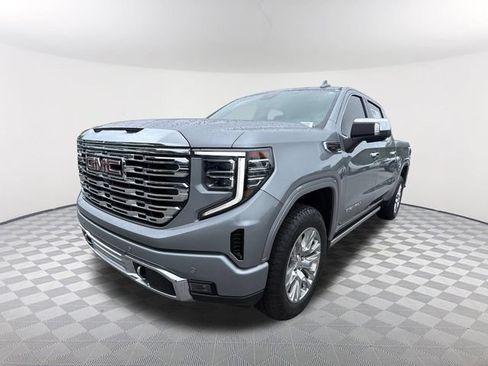 Used 2023 GMC Sierra 1500 Denali w/ Denali Carbonpro Edition AWD/4WD image 1