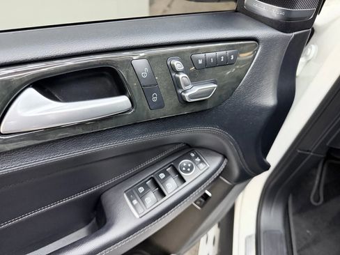 Used 2018 Mercedes-Benz GLE 43 AMG GLE 43 Sport Utility 4D image 16