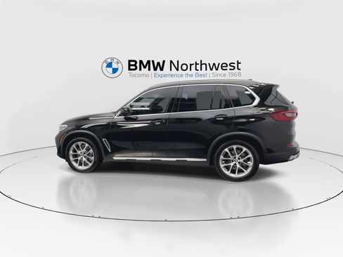 Used 2023 BMW X5 xDrive40i w/ Climate Comfort Package image 11