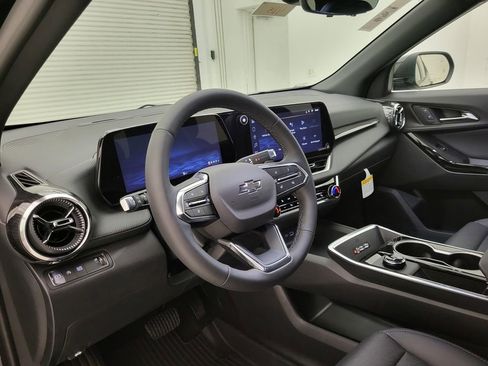 New 2026 Chevrolet Equinox LT w/ Convenience Package II FWD image 27