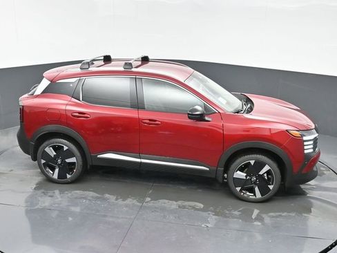 New 2026 Nissan Kicks SR w/ Cold Weather Package AWD/4WD image 34