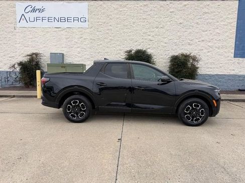 Used 2022 Hyundai Santa Cruz SEL image 2