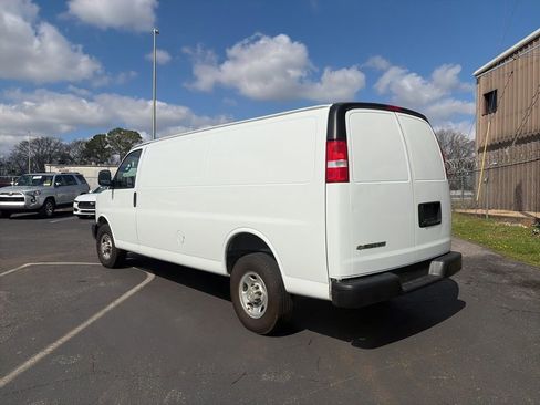 Used 2023 Chevrolet Express 2500 Extended w/ Driver Convenience Package image 5