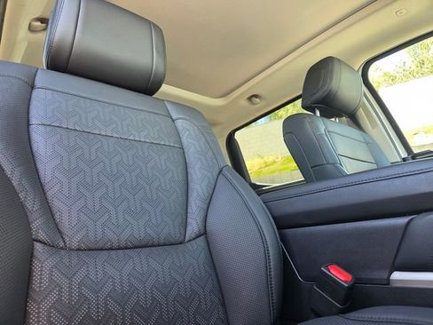 Used 2024 Toyota Tundra Limited AWD/4WD image 20