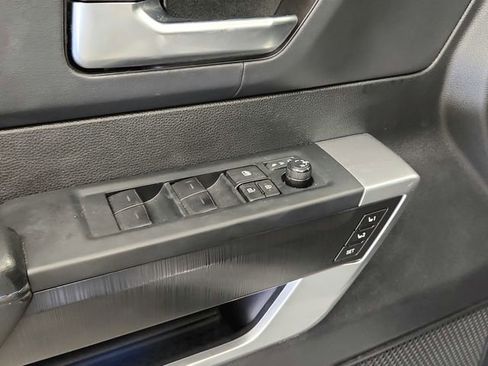 Used 2023 Toyota Tundra Platinum image 33