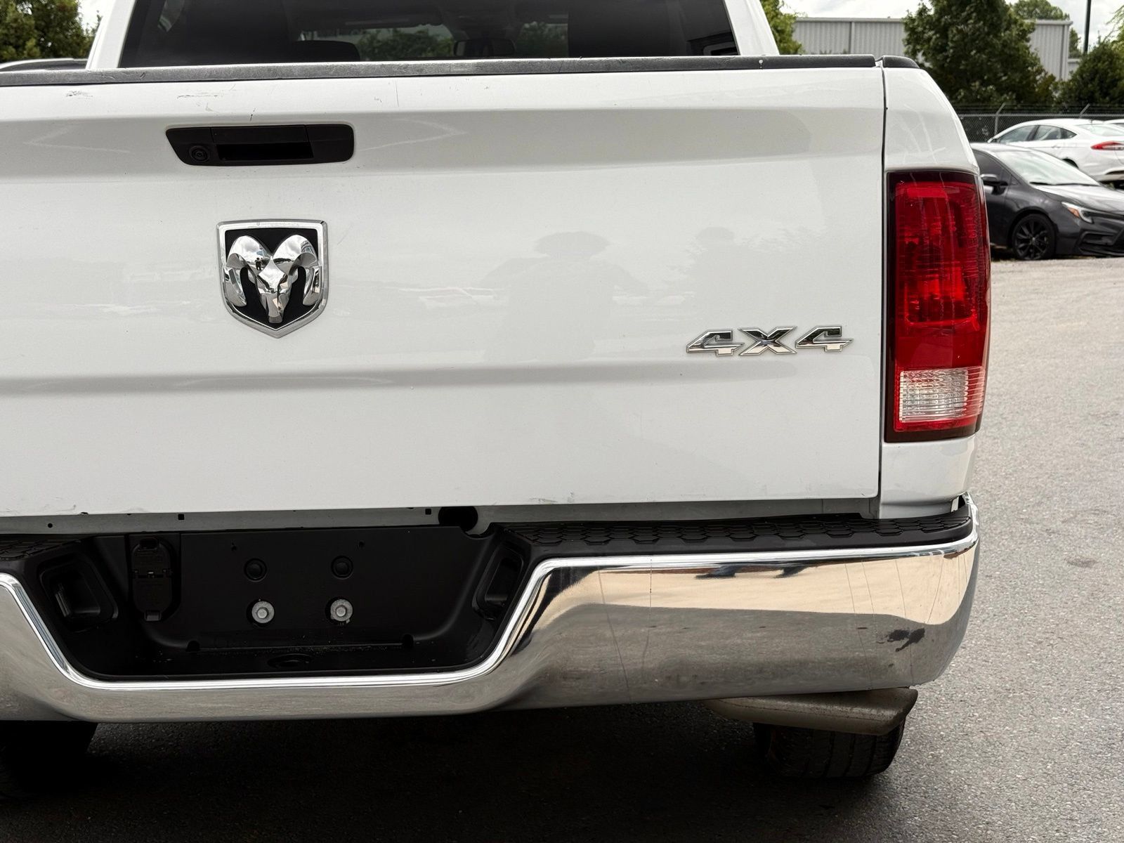 Used 2021 RAM 1500 Classic SLT AWD/4WD image 11