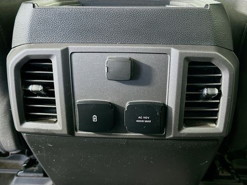 Used 2019 Ford F150 XLT w/ Equipment Group 302A Luxury image 26