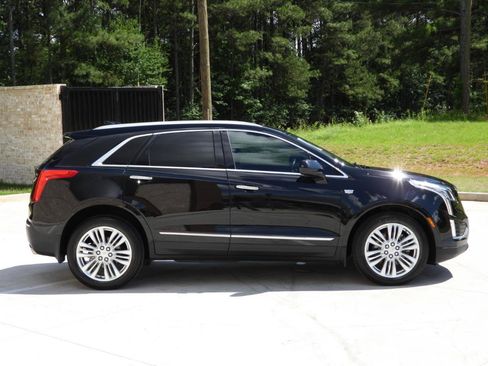 Used 2018 Cadillac XT5 Premium Luxury w/ LPO, Wheel Lock Package AWD/4WD image 28