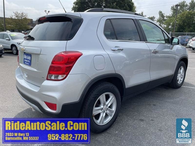 Used 2020 Chevrolet Trax LT w/ LT Convenience Package FWD image 5