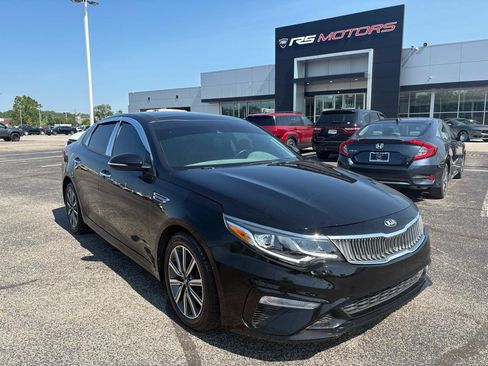 Used 2019 Kia Optima LX w/ LX Premium Package FWD image 1