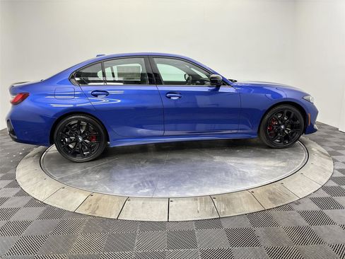 New 2026 BMW 330i xDrive Sedan w/ M Sport Package AWD/4WD image 17