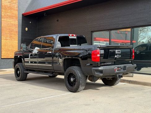 Used 2019 Chevrolet Silverado 2500 LTZ w/ Duramax Plus Package image 19