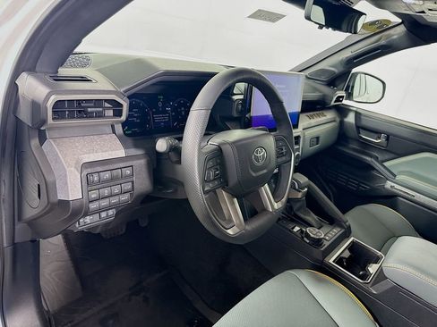 Used 2025 Toyota Tacoma Trailhunter Hybrid w/ Tow Tech Package image 9