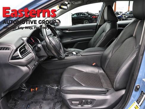 Used 2023 Toyota Camry XSE FWD image 14