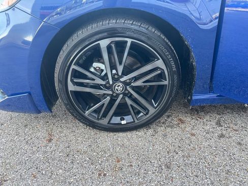 Used 2025 Toyota Camry XSE image 27