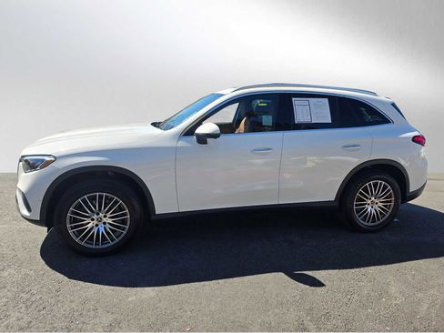 Used 2026 Mercedes-Benz GLC 300 image 6