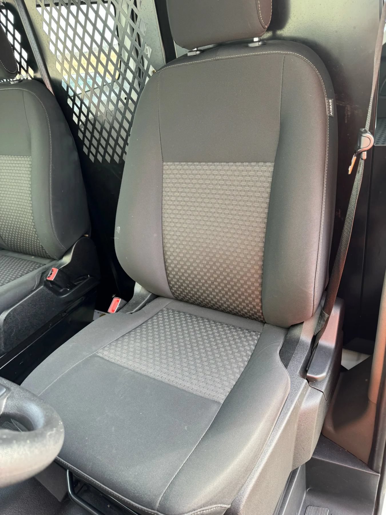 Used 2024 Ford Transit 250 Low Roof w/ Exterior Upgrade Package RWD image 6