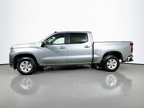 Used 2025 Chevrolet Silverado 1500 LT image 4