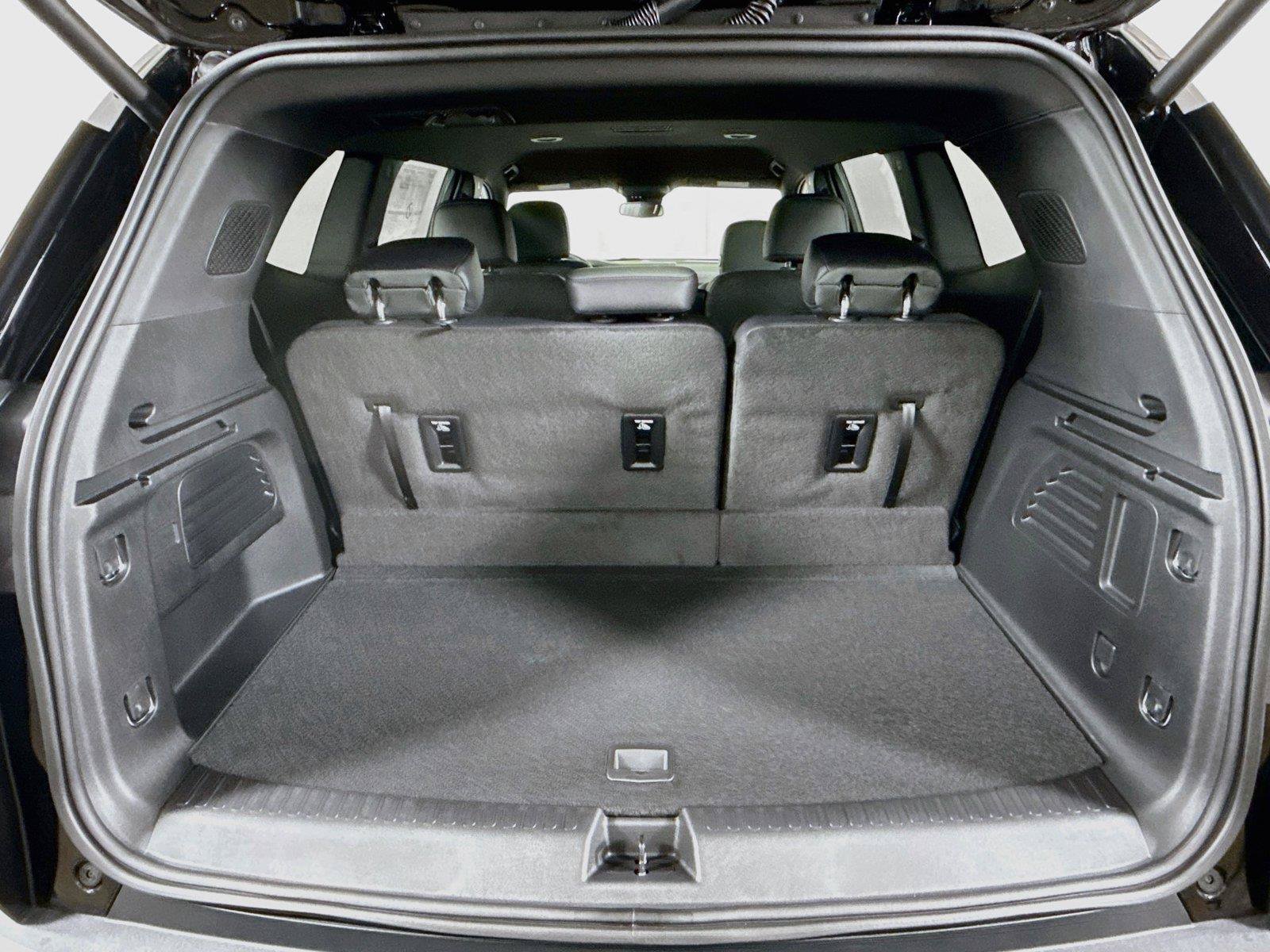 New 2027 GMC Acadia AT4 w/ LPO, Floor Liner Package AWD/4WD image 20