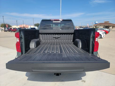 Used 2026 Chevrolet Silverado 1500 LT w/ Leather Package image 26